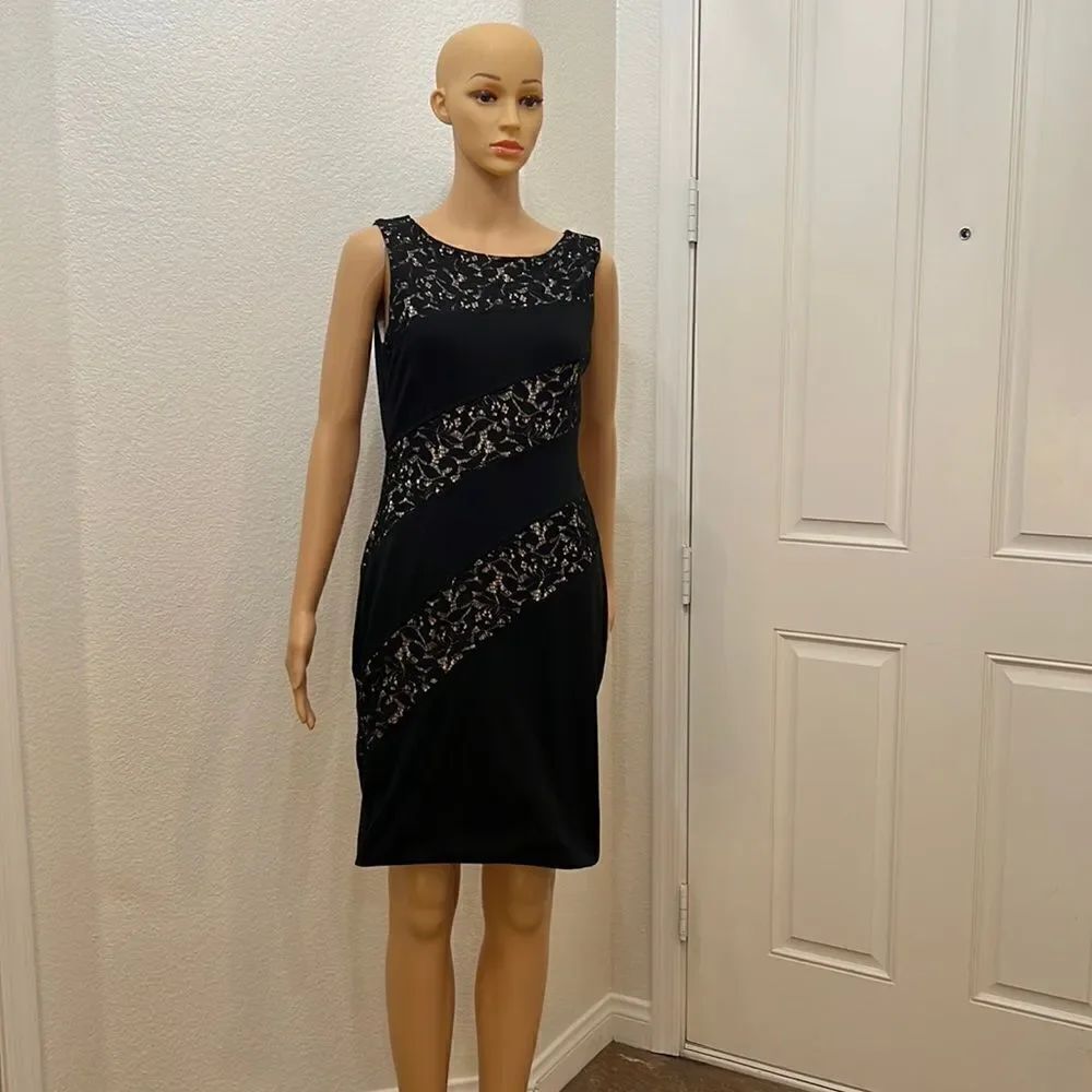 Maurice’s Black Dress Sz 7/8 Scoop Neck Short Sleeve Floral Lace Lined Side Zip